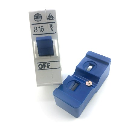 Wylex Plug In Blue Toggle B16 16A 16 Amp With Base Carrier Shield MCB Circuit Breaker Type B
